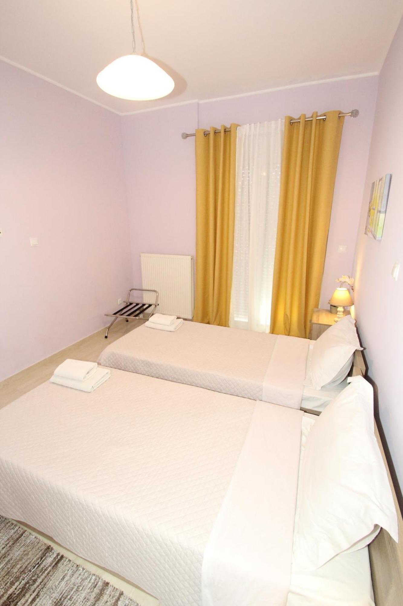 Filoxenia Apartment Artemida  Exterior photo