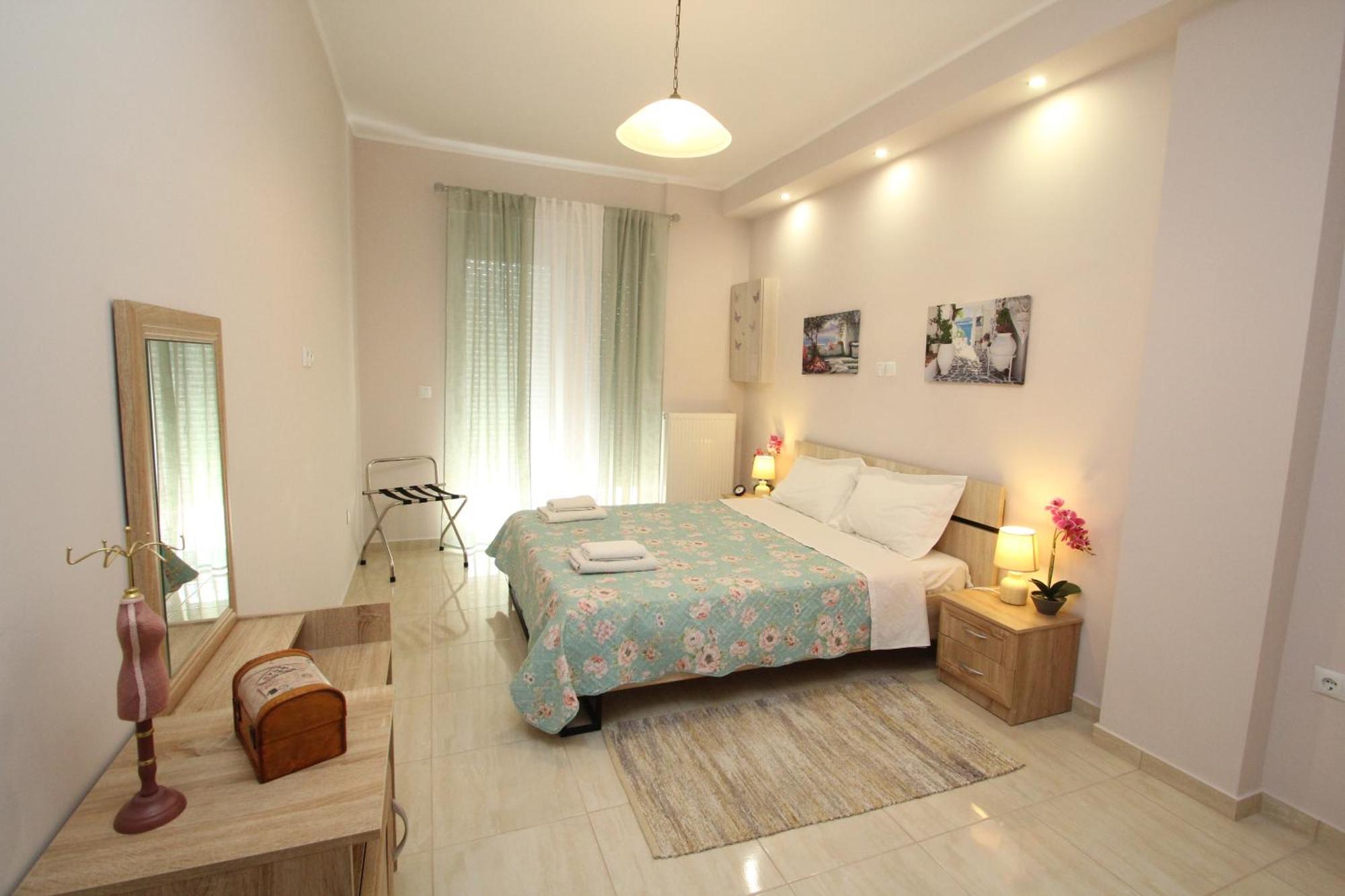 Filoxenia Apartment Artemida  Exterior photo