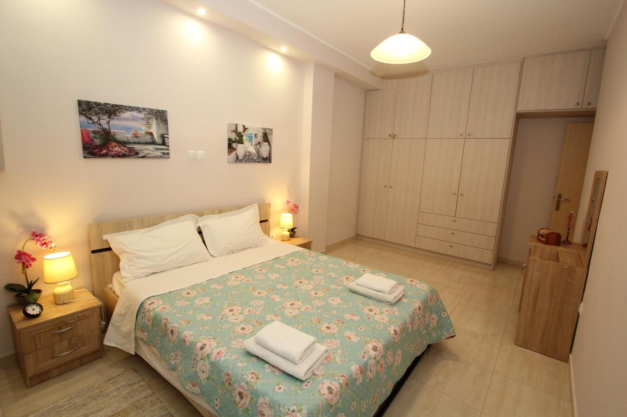 Filoxenia Apartment Artemida  Exterior photo