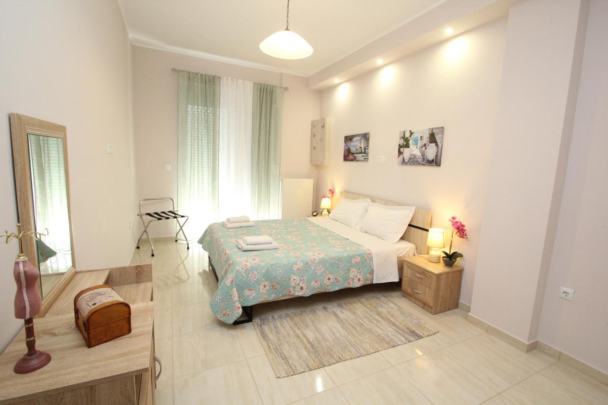 Filoxenia Apartment Artemida  Exterior photo