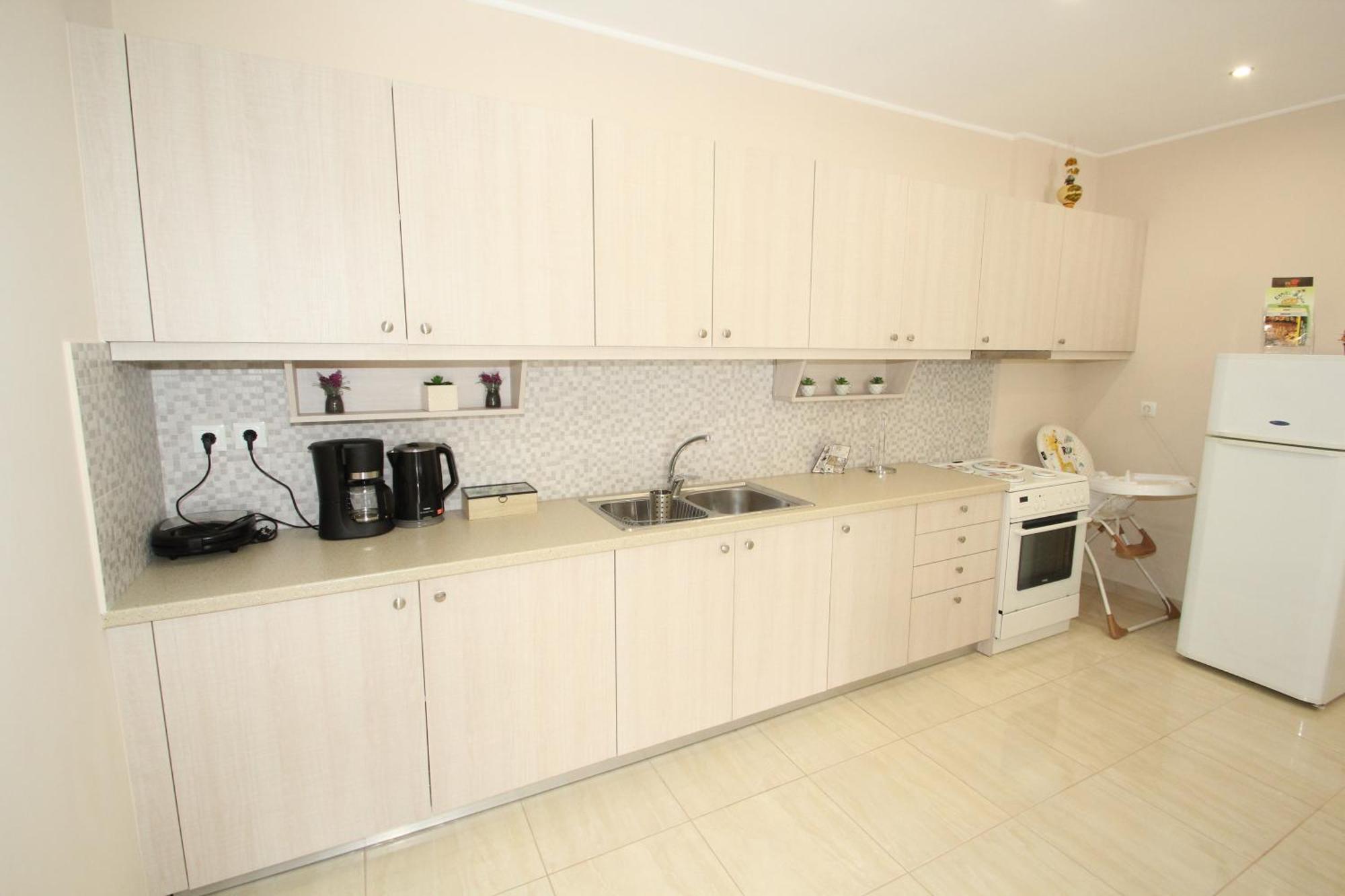Filoxenia Apartment Artemida  Exterior photo